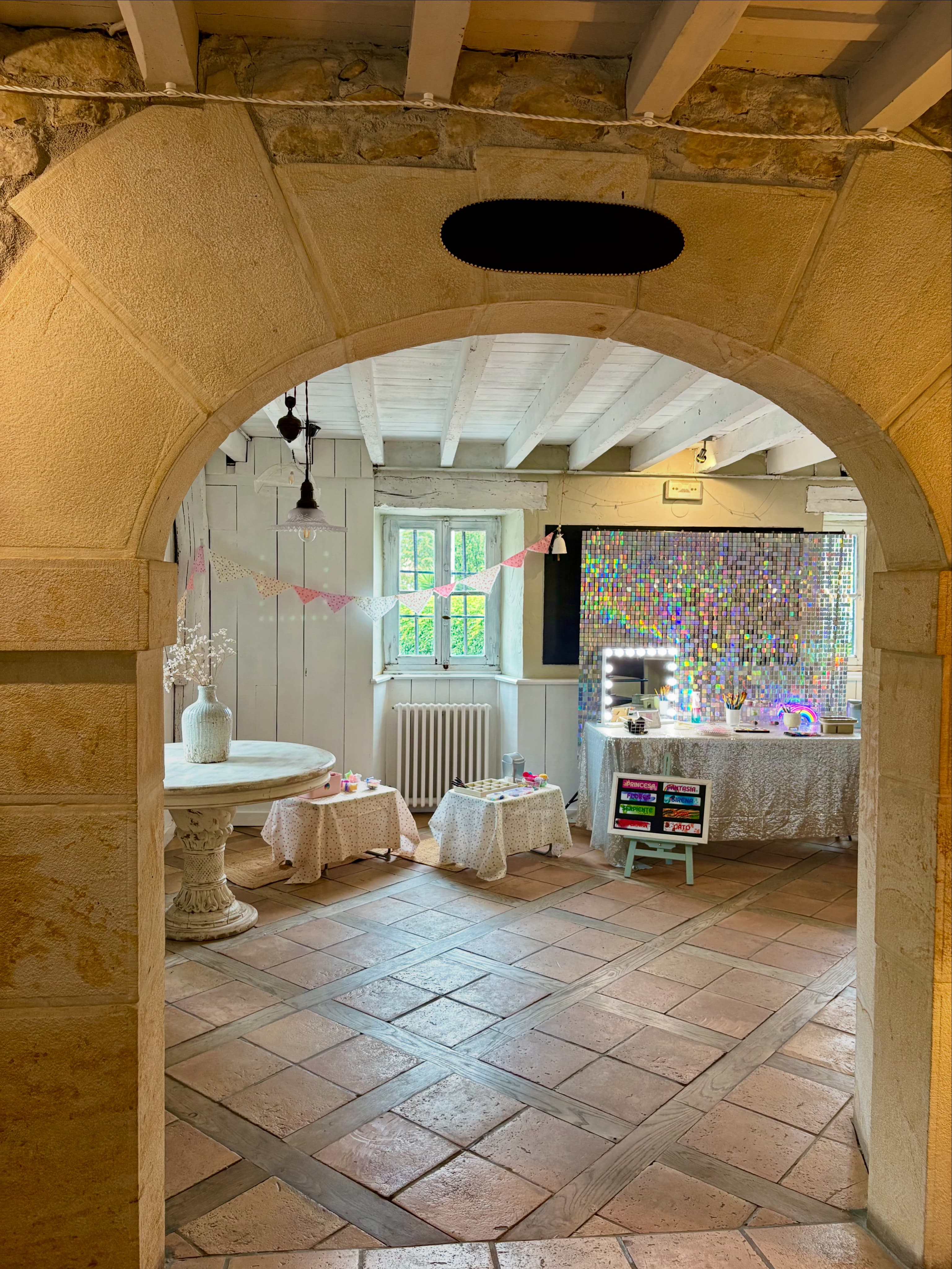 Animación infantil para cumpleaños y comuniones - Pintacaras y talleres creativos